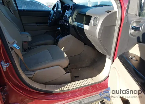 2017 Jeep Compass Sport Fwd z USA, uszkodzony, nr VIN 1C4NJCBAXHD155931